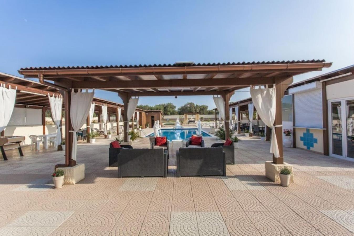 Jany- Adults Only Couette-café Oria (Brindisi)