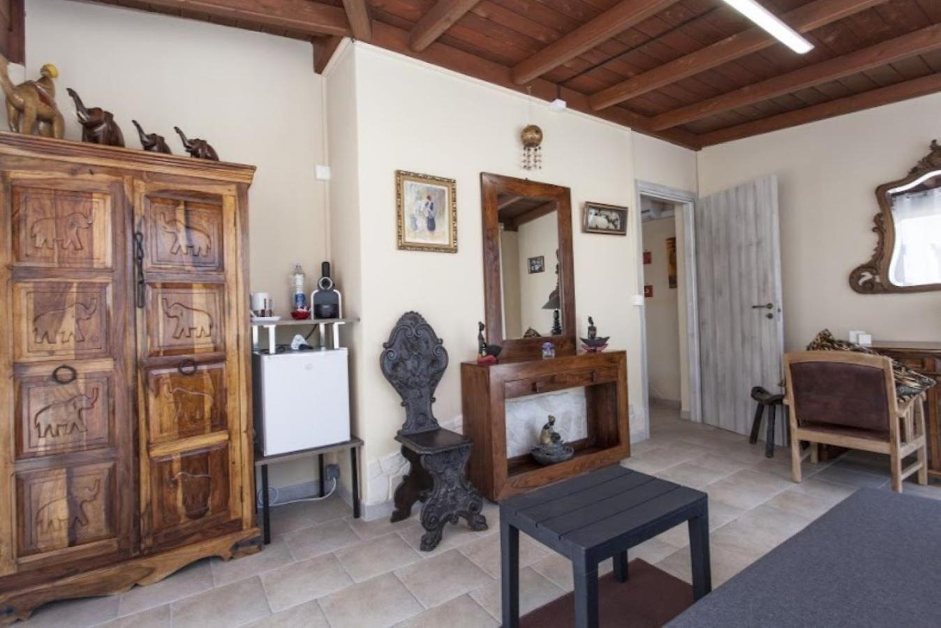 Jany- Adults Only Couette-café Oria (Brindisi)